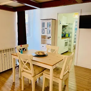 https://maelle-trastevere.it-romehotels.com